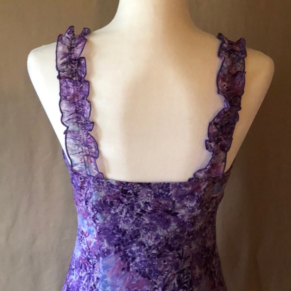 Women’s Spring Dress - Picture 3 of 5
